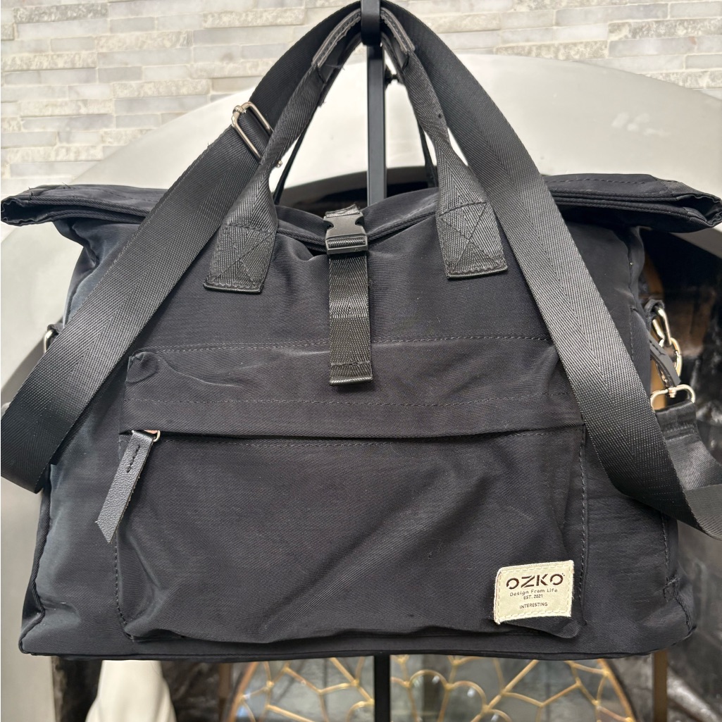 Ozuko Bag Used As Both A Backpack And A Messenger Or Tote Bag